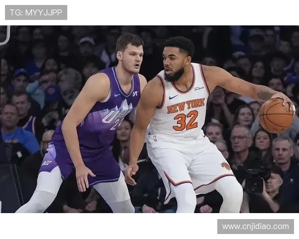 亚当斯全场四投零中罚球一中替补砍下一分十二篮板拼搏防守成亮点球队内线屏障